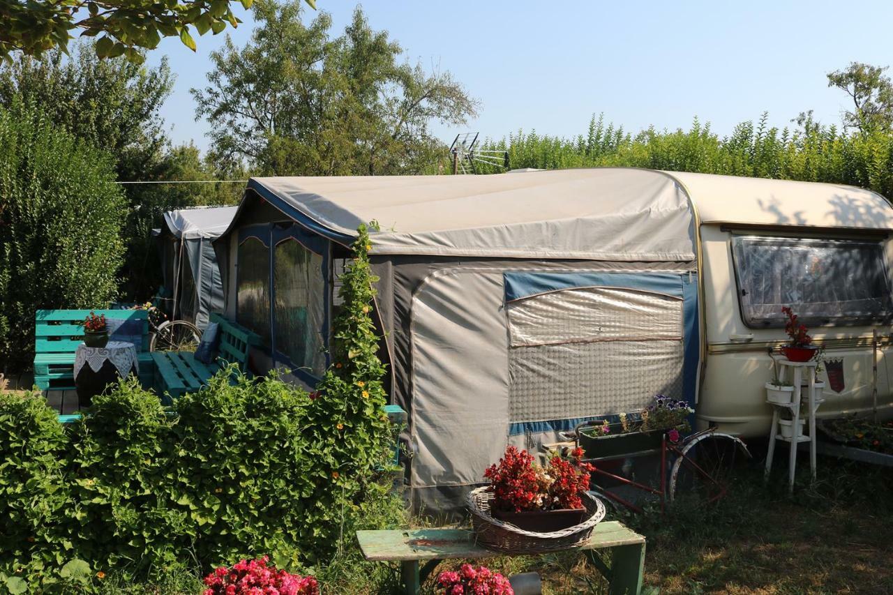 Mandel Camping Paloznak Habitación foto